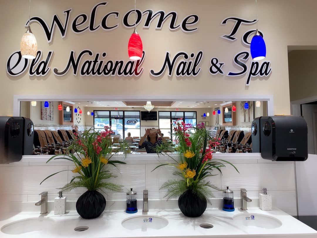 Old National Nails Spa logo